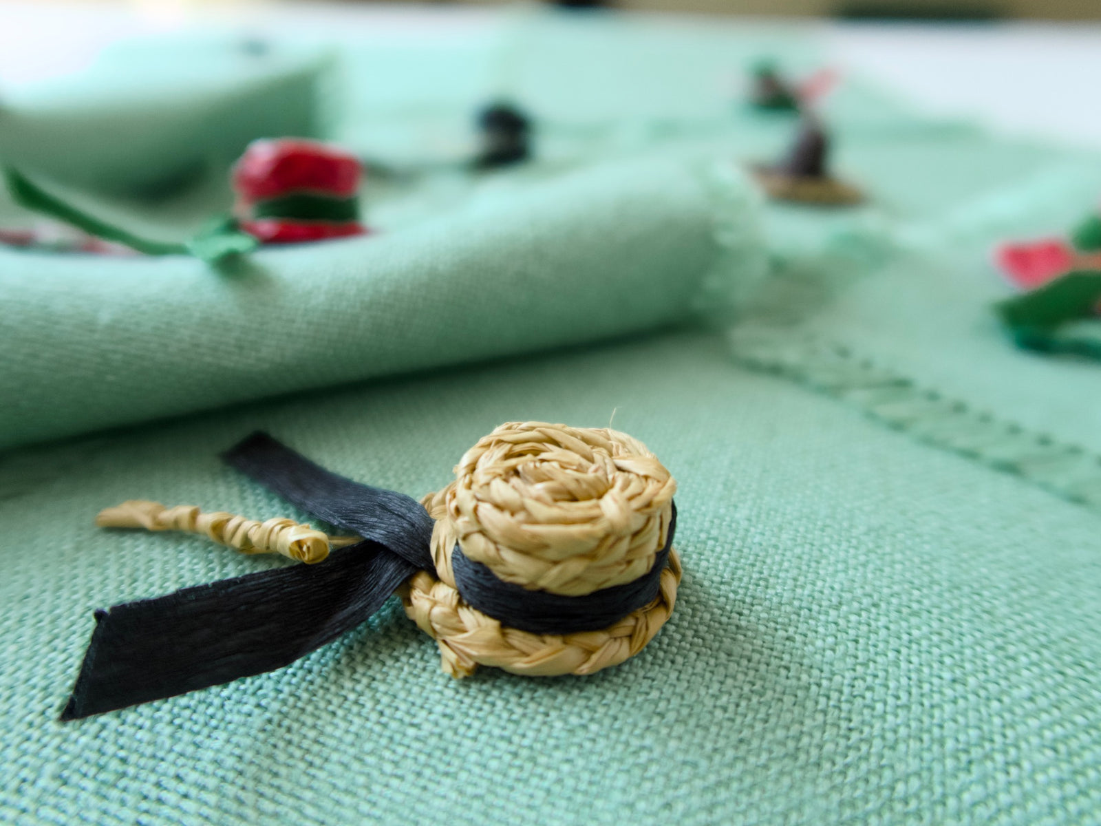 Summery Straw Hats Vintage Italian Cocktail Napkins, Set of 8