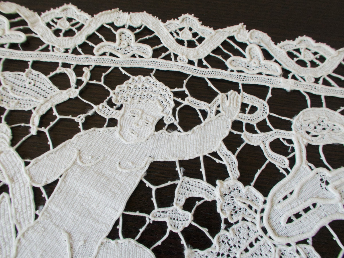 Romantic Vintage Point Venise Lace Runner Figural 11x100"