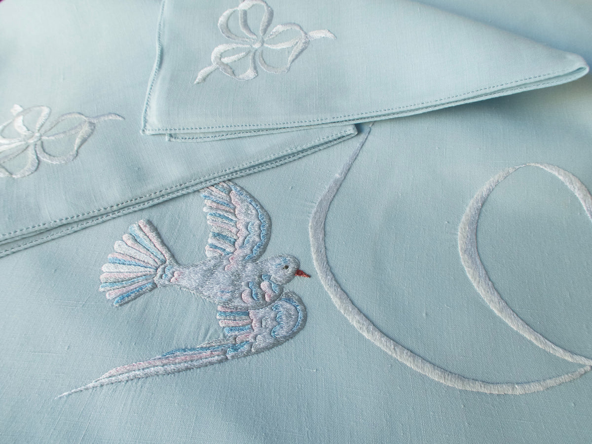 Birds &amp; Bows Vintage Hand Embroidered 108&quot; Round Tablecloth 12 Napkins