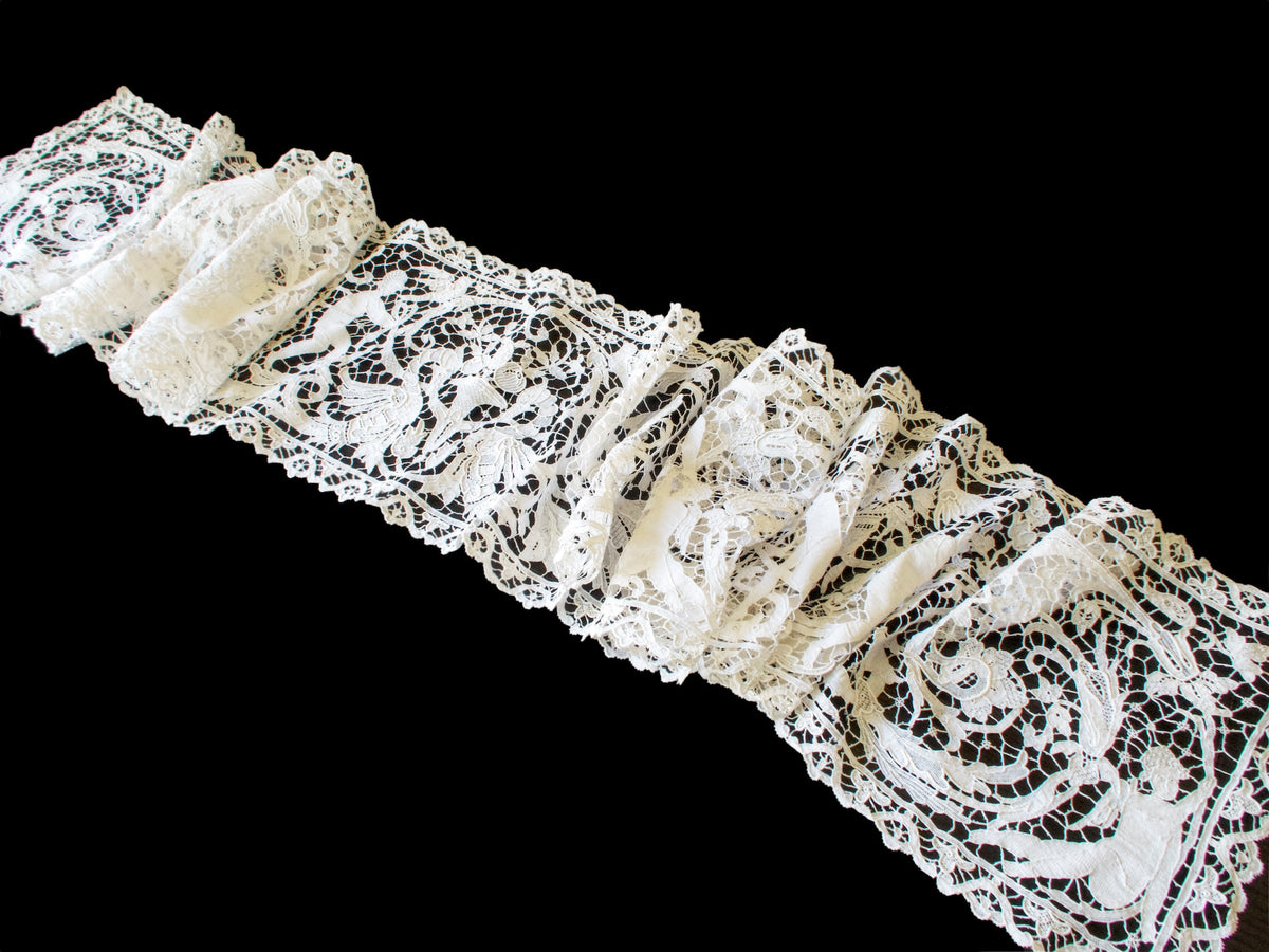 Romantic Vintage Point Venise Lace Runner Figural 11x100"