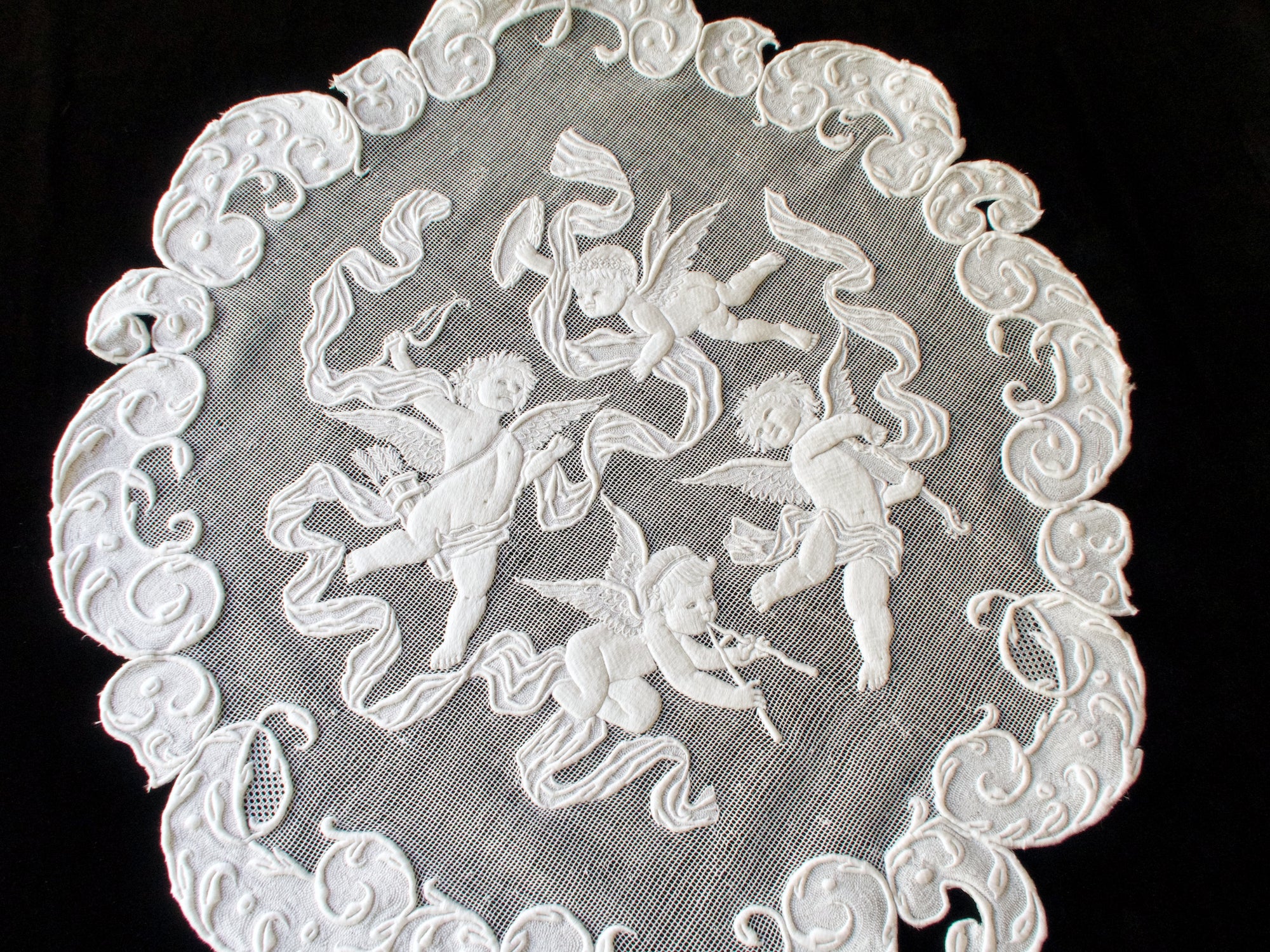 Cherubs Antique Embroidered 20" Table Centerpiece Ornament #3