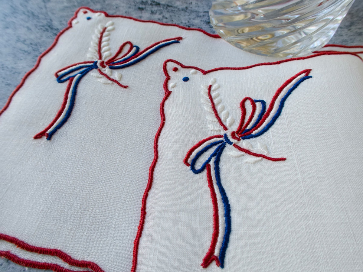Americana Bows Vintage Linen Cocktail Napkins, Set of 6