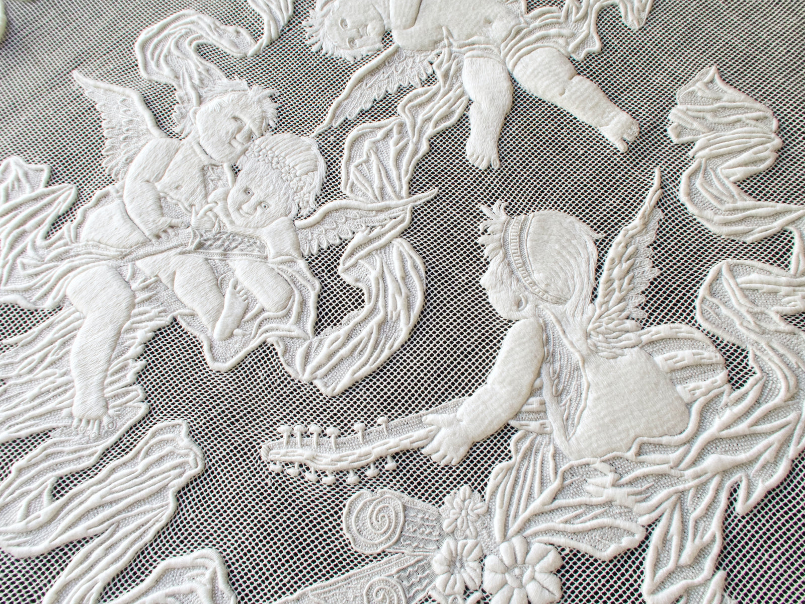 Cherubs Antique Embroidered 20" Table Centerpiece Ornament #4