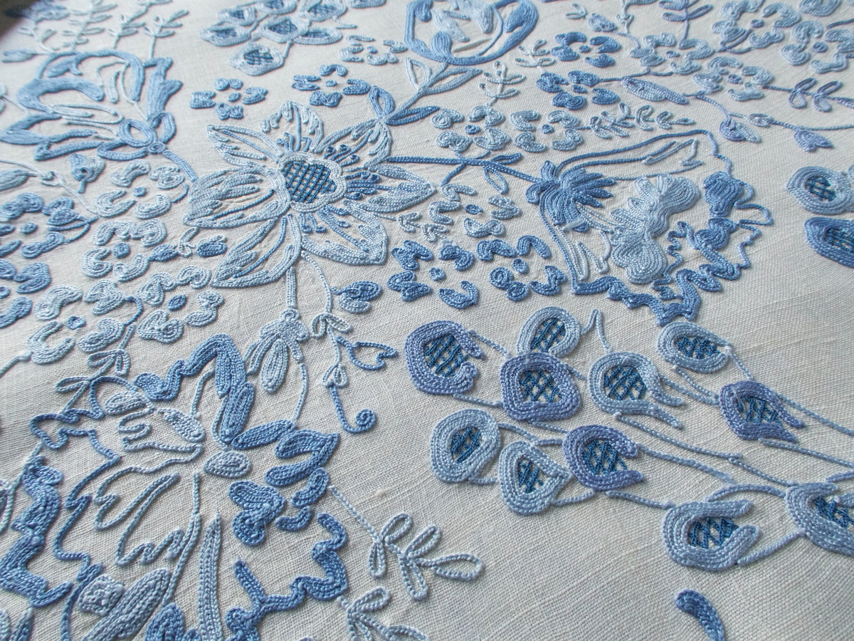 Elaborate Vintage French Beauvais Embroidered 25pc Linen Placemat Set for 12