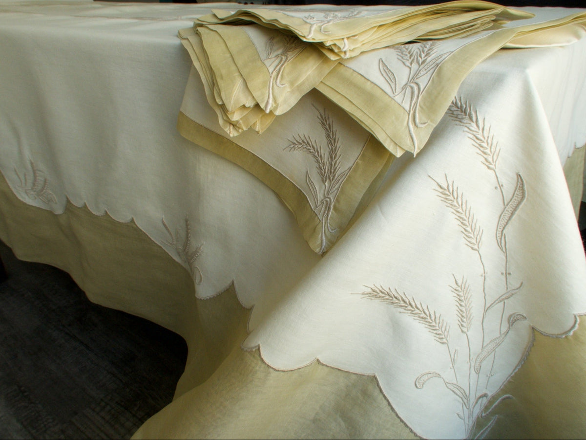 &quot;Wheat&quot; Vintage Marghab Tablecloth &amp; 12 Napkins, 72x102&quot;