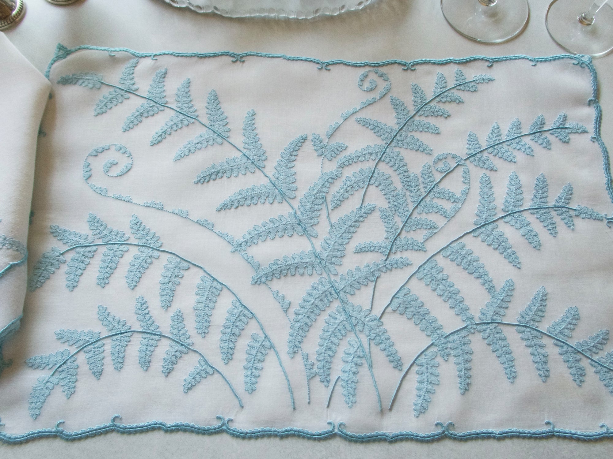 "Fern" Vintage Marghab Madeira Embroidery 8pc Placemat Set for 4