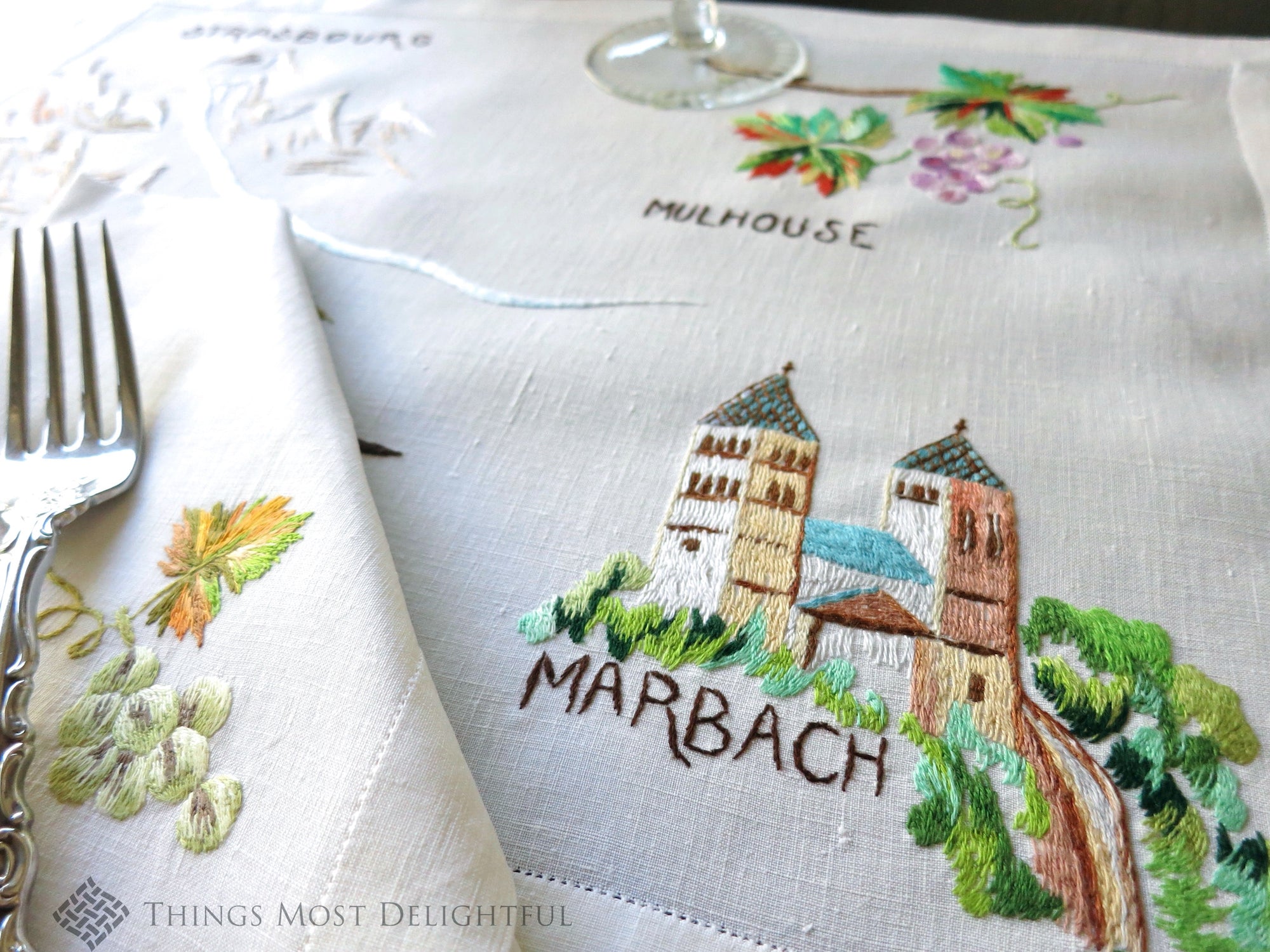 French Wine Country Vintage Linen Placemat Set for 6