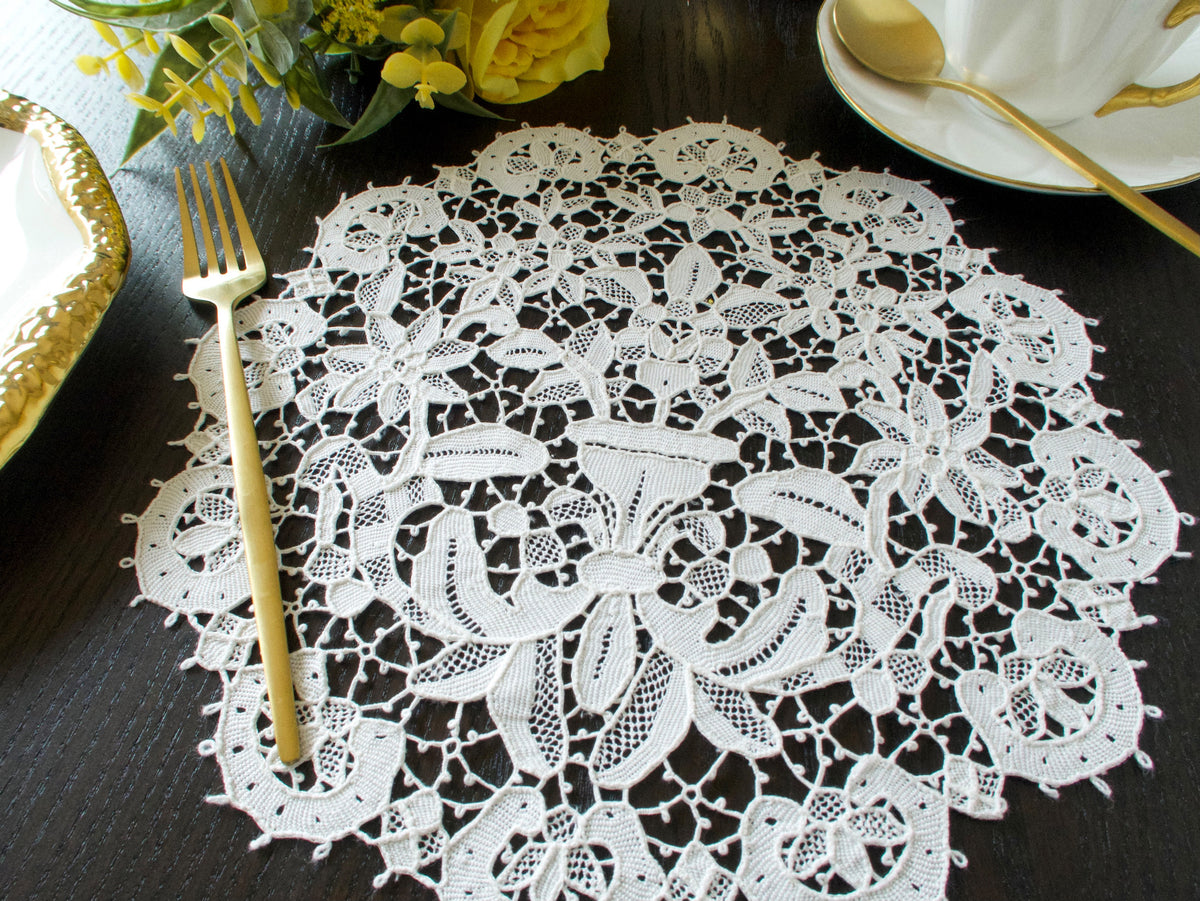 Vintage Floral Handmade Needle Lace 10&quot; Round Placemats Set of 12