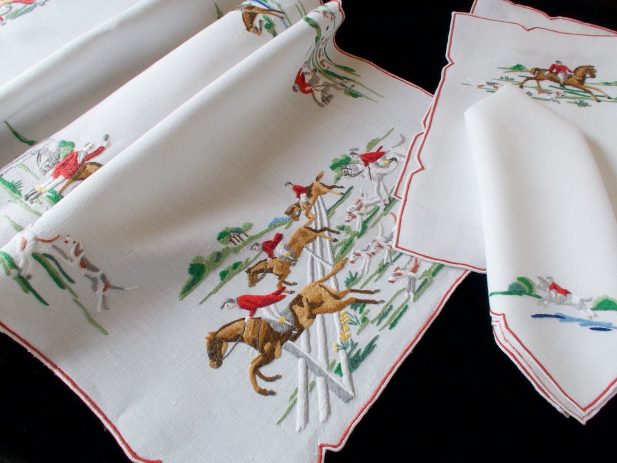 English Hunt Vintage Madeira Linen 17pc Placemat Set for 8