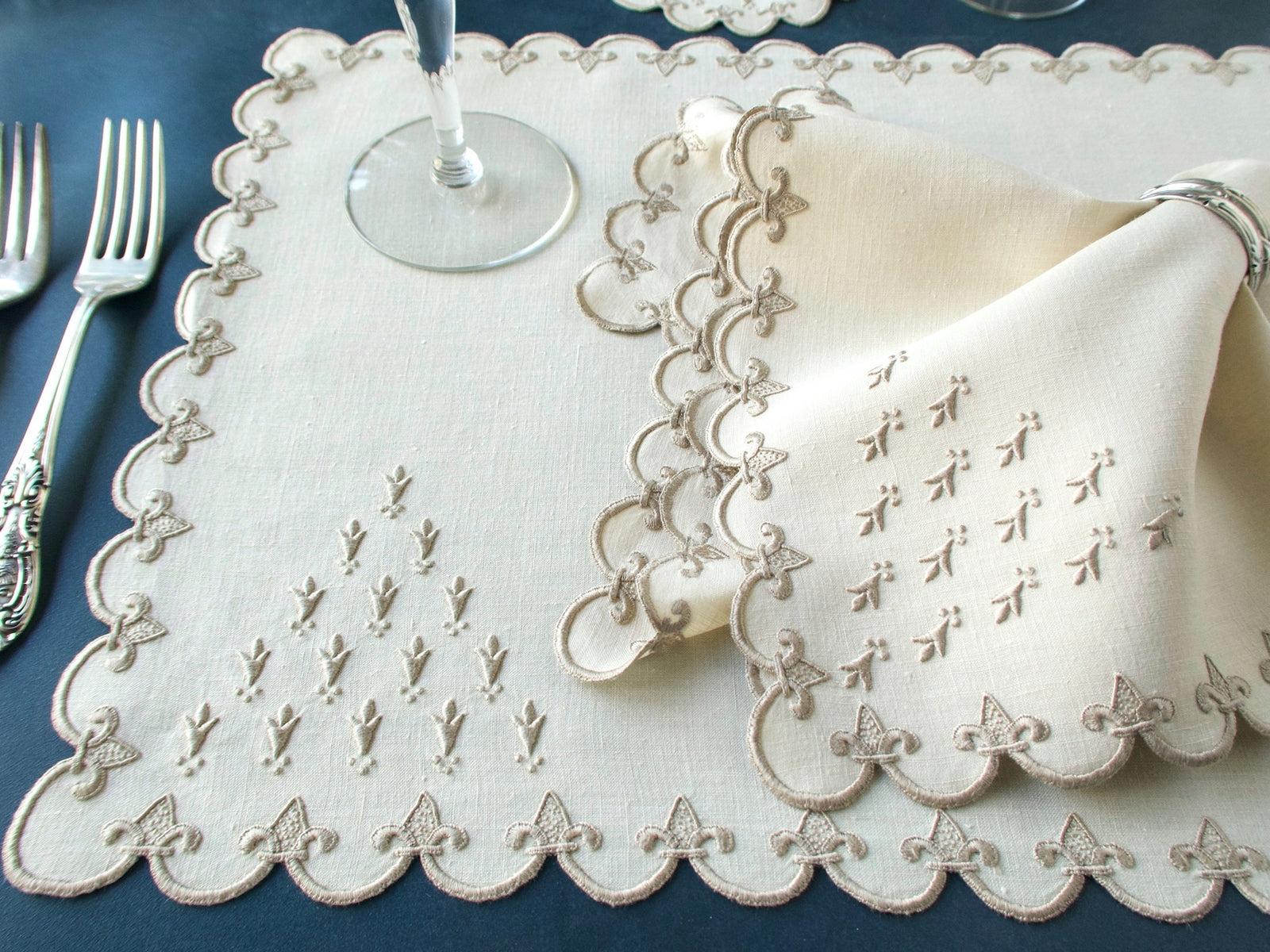 "Old France" Vintage Marghab 24pc Placemat Set for 8