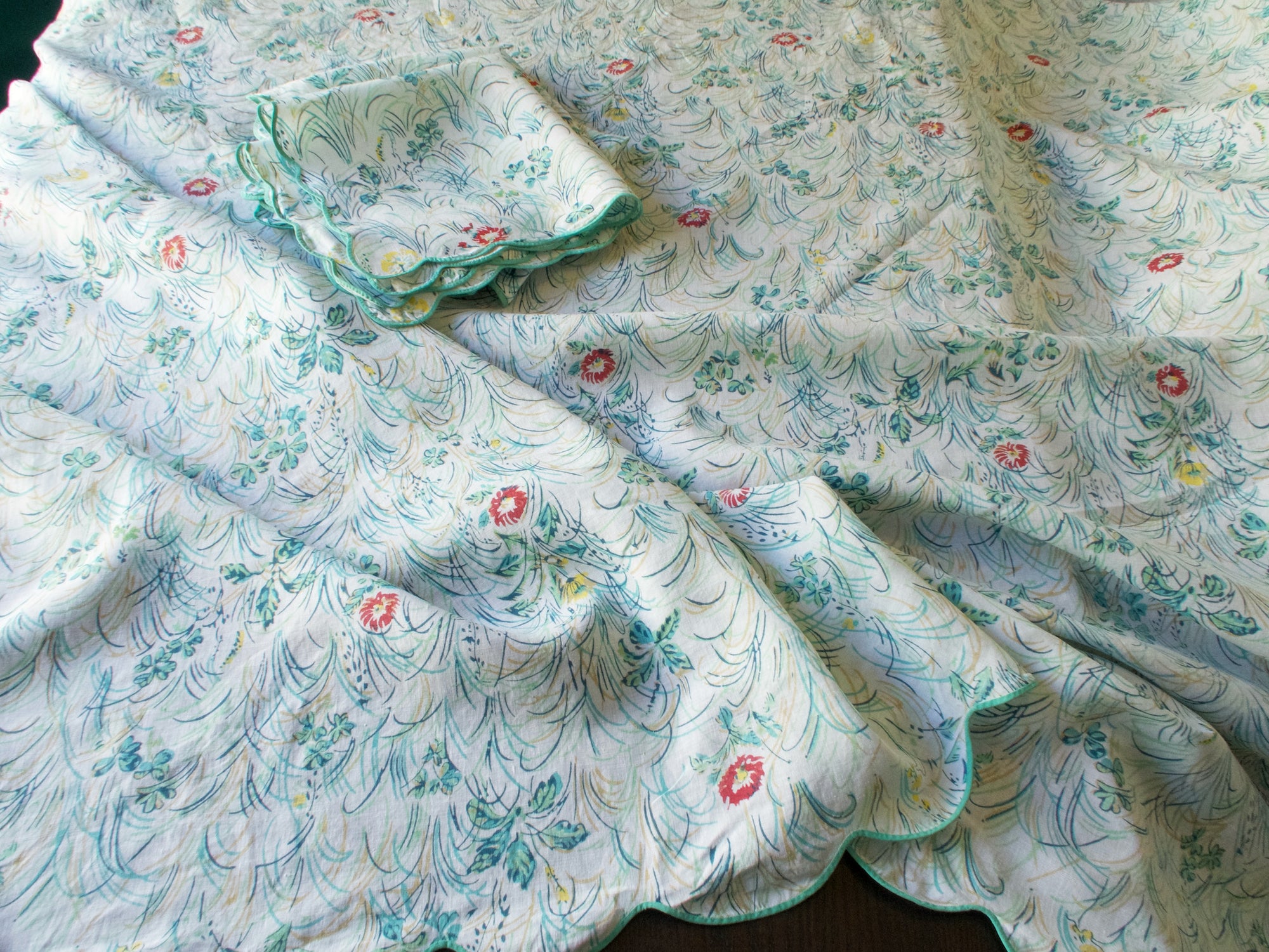 Vintage D Porthault Fine Vintage Linen 114" Tablecloth & 16 Napkins