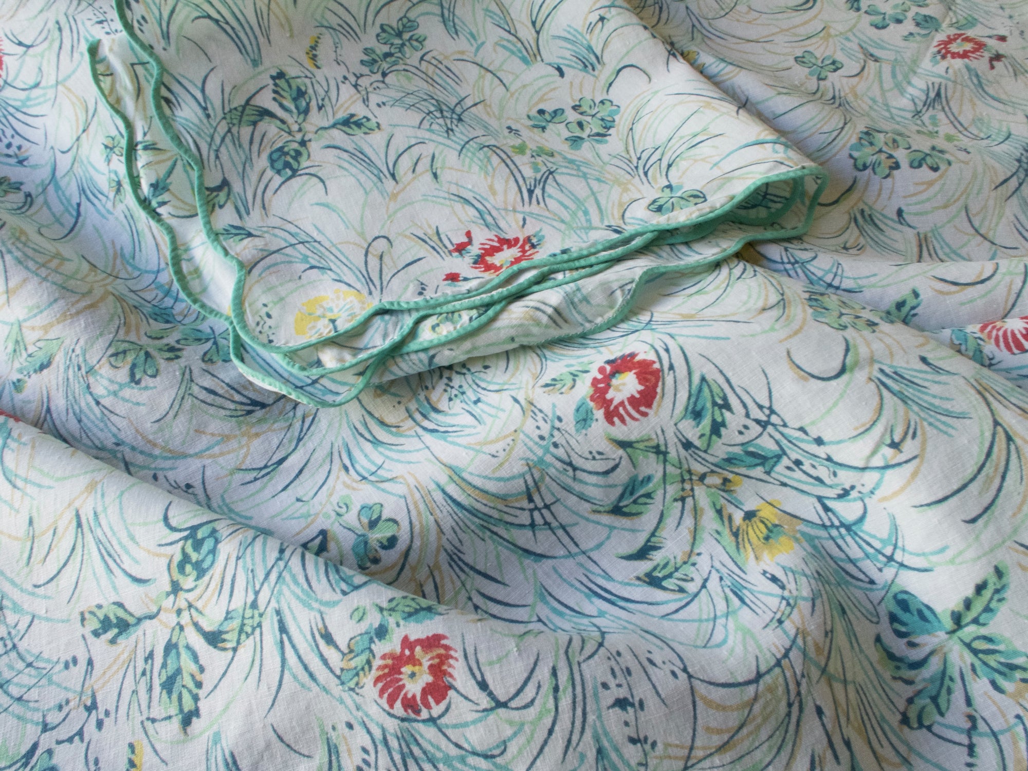 Vintage D Porthault Fine Vintage Linen 114" Tablecloth & 16 Napkins