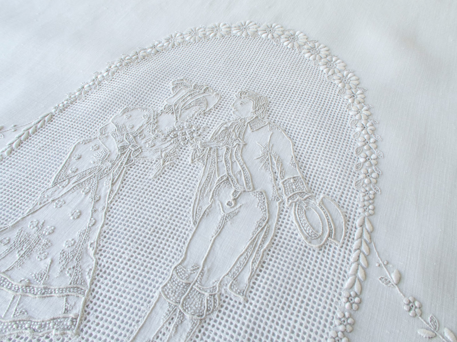 Courting Couple Vintage Appenzell Linen Towel, 23x44