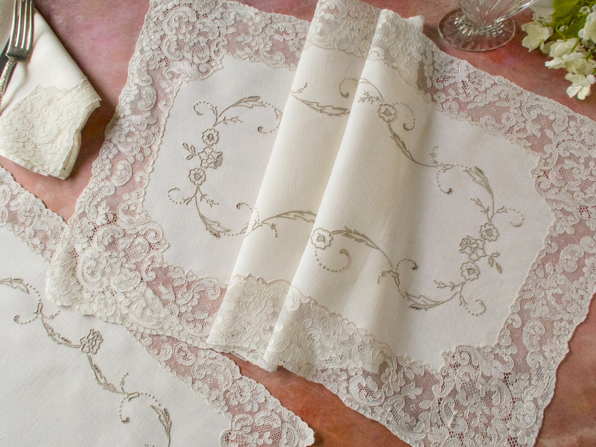 Vintage French Alencon Lace &amp; Linen 17pc Placemat Set for 8