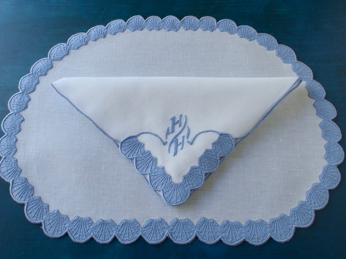 Sea Shells Vintage Léron Linen 16pc Placemat Set for 8