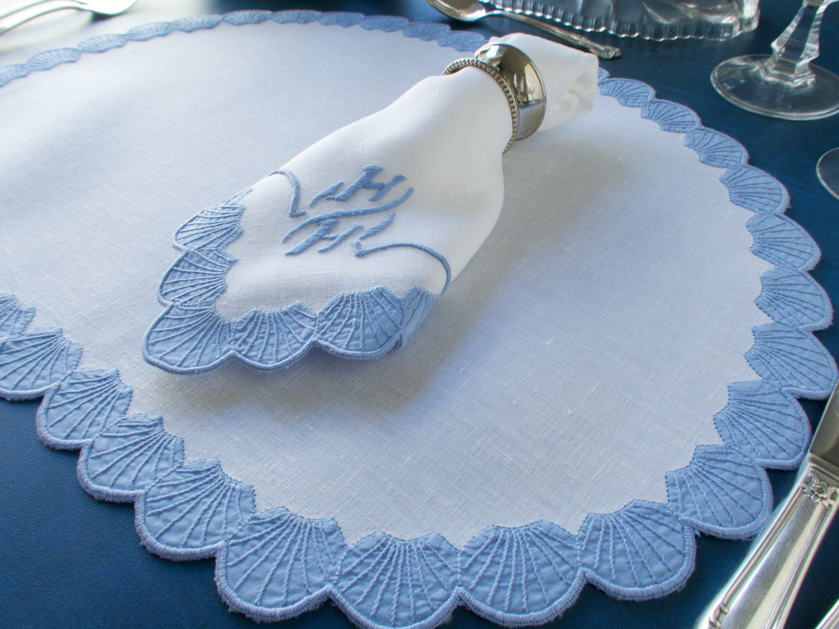 Sea Shells Vintage Léron Linen 16pc Placemat Set for 8