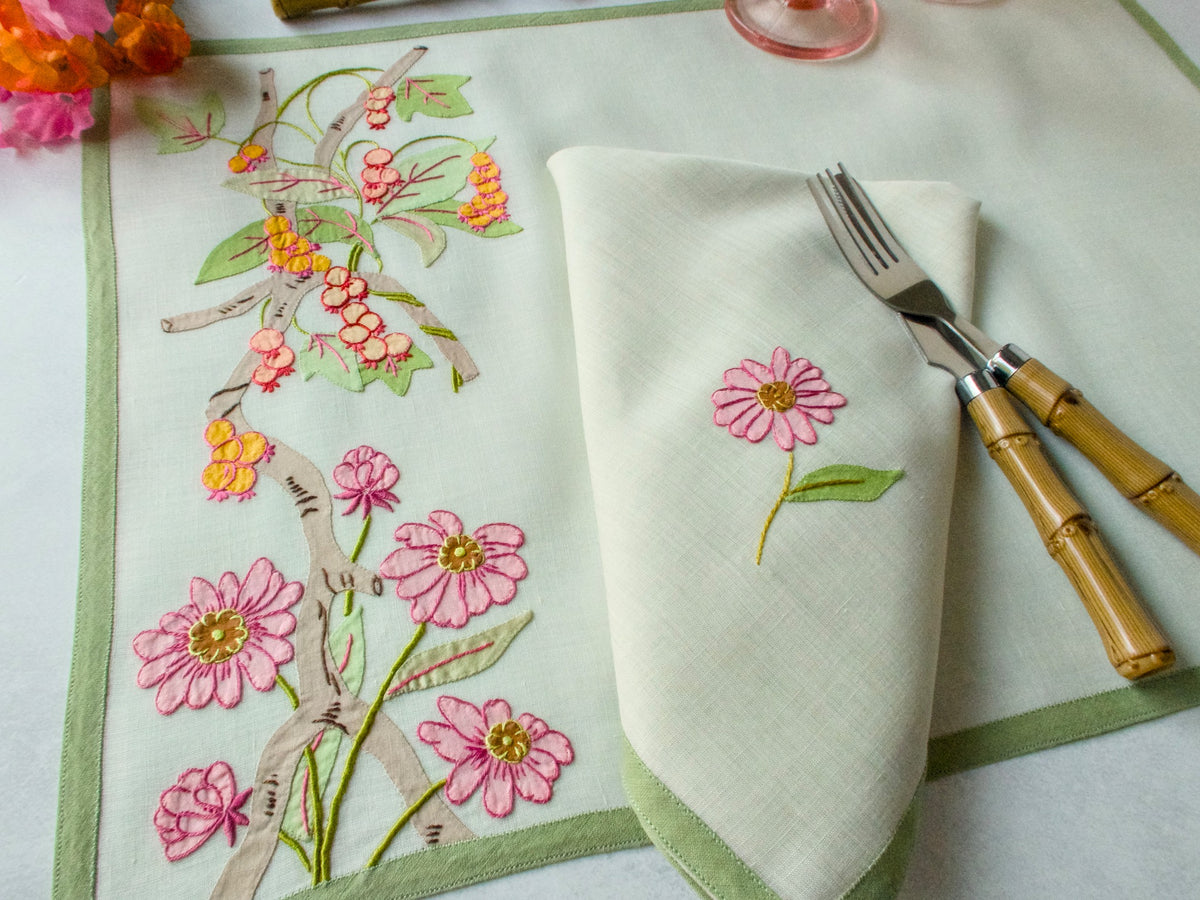 Lavish Flowers Vintage Italian 16pc Placemat Set for 8