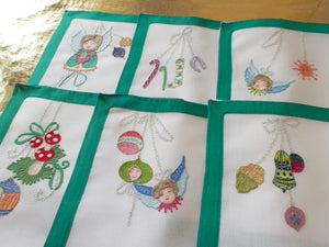 Christmas Vintage Italian Embroidered 24pc Placemat Set for 12