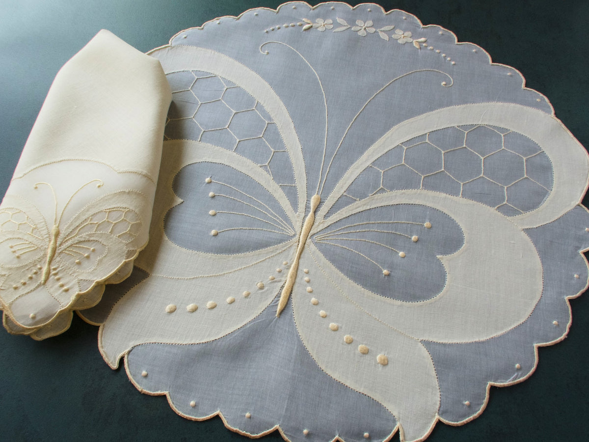 Butterflies Vintage Madeira 8pc Placemat Set for 4
