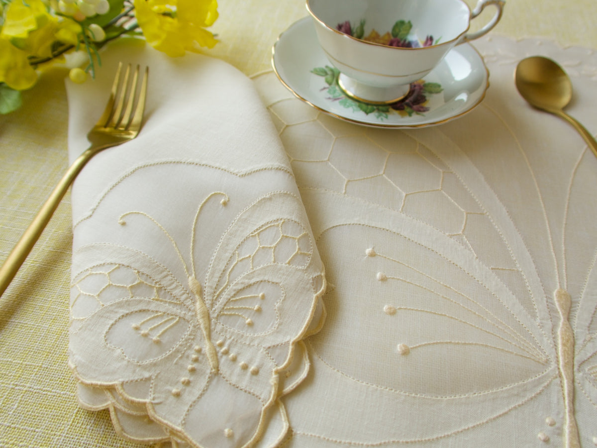Butterflies Vintage Madeira 8pc Placemat Set for 4