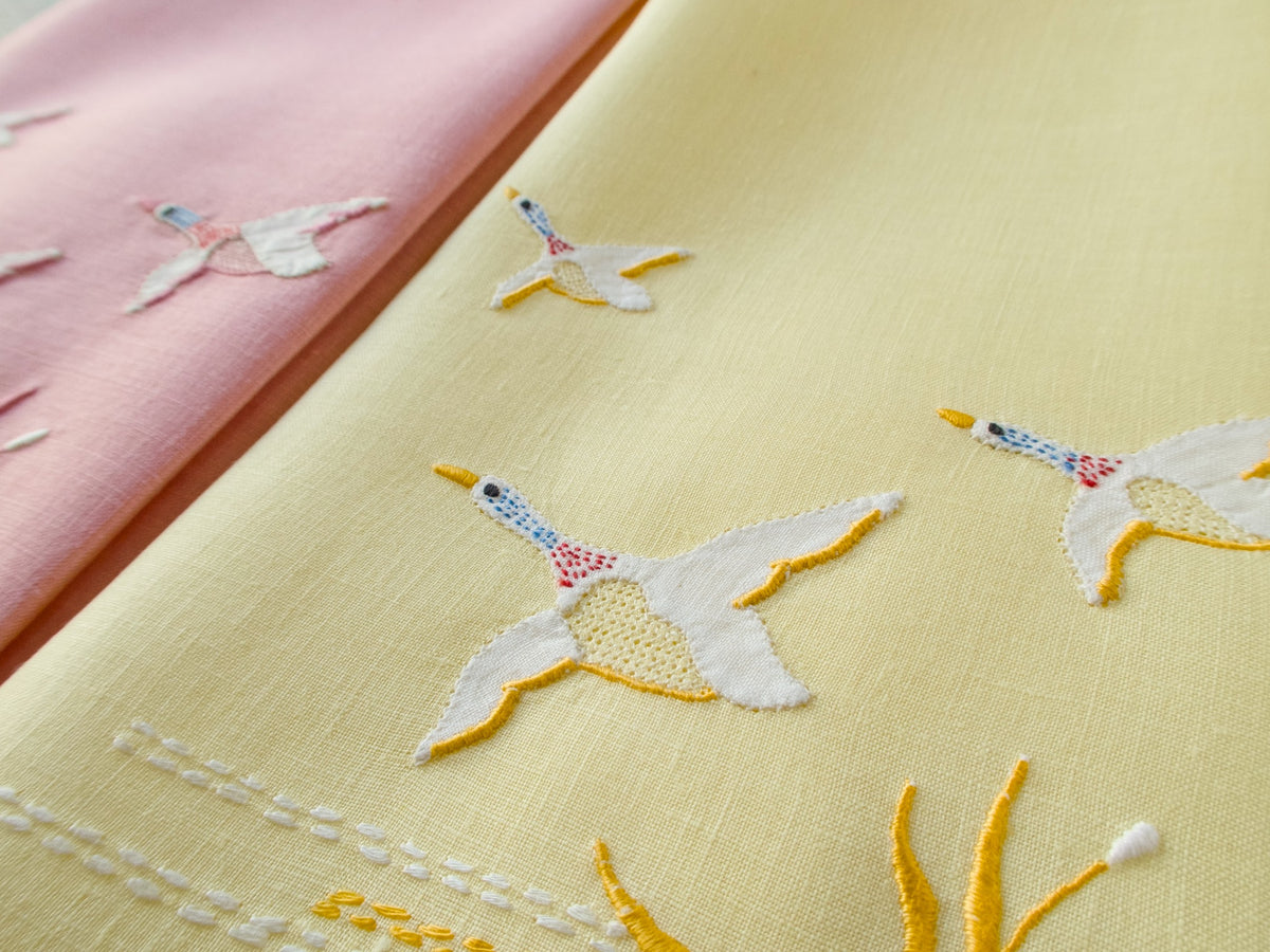 Flying Mallards Vintage Madeira Guest Towels, Set of 2