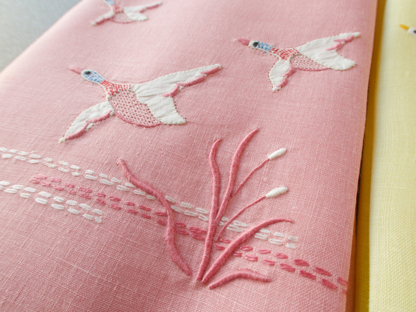 Flying Mallards Vintage Madeira Guest Towels, Set of 2