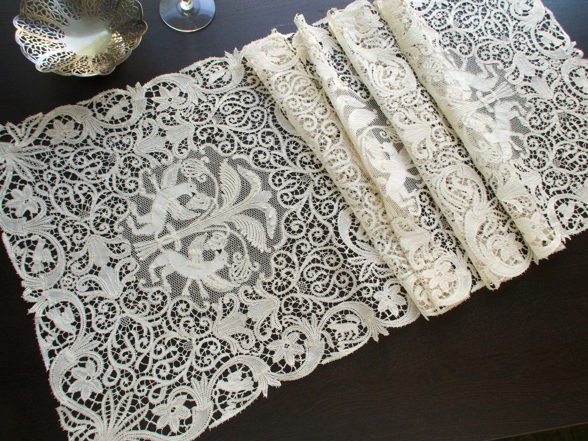 Vintage Italian Bobbin Lace Runner With Winged Lions