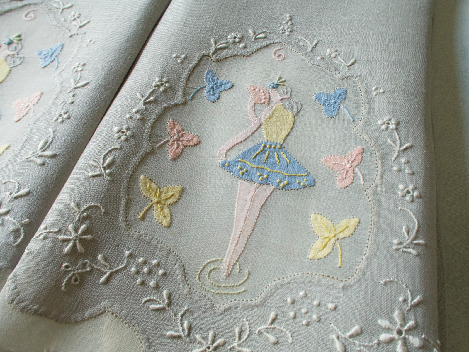 Dancer on Gray Vintage Madeira Linen Guest Towels, Set of 2