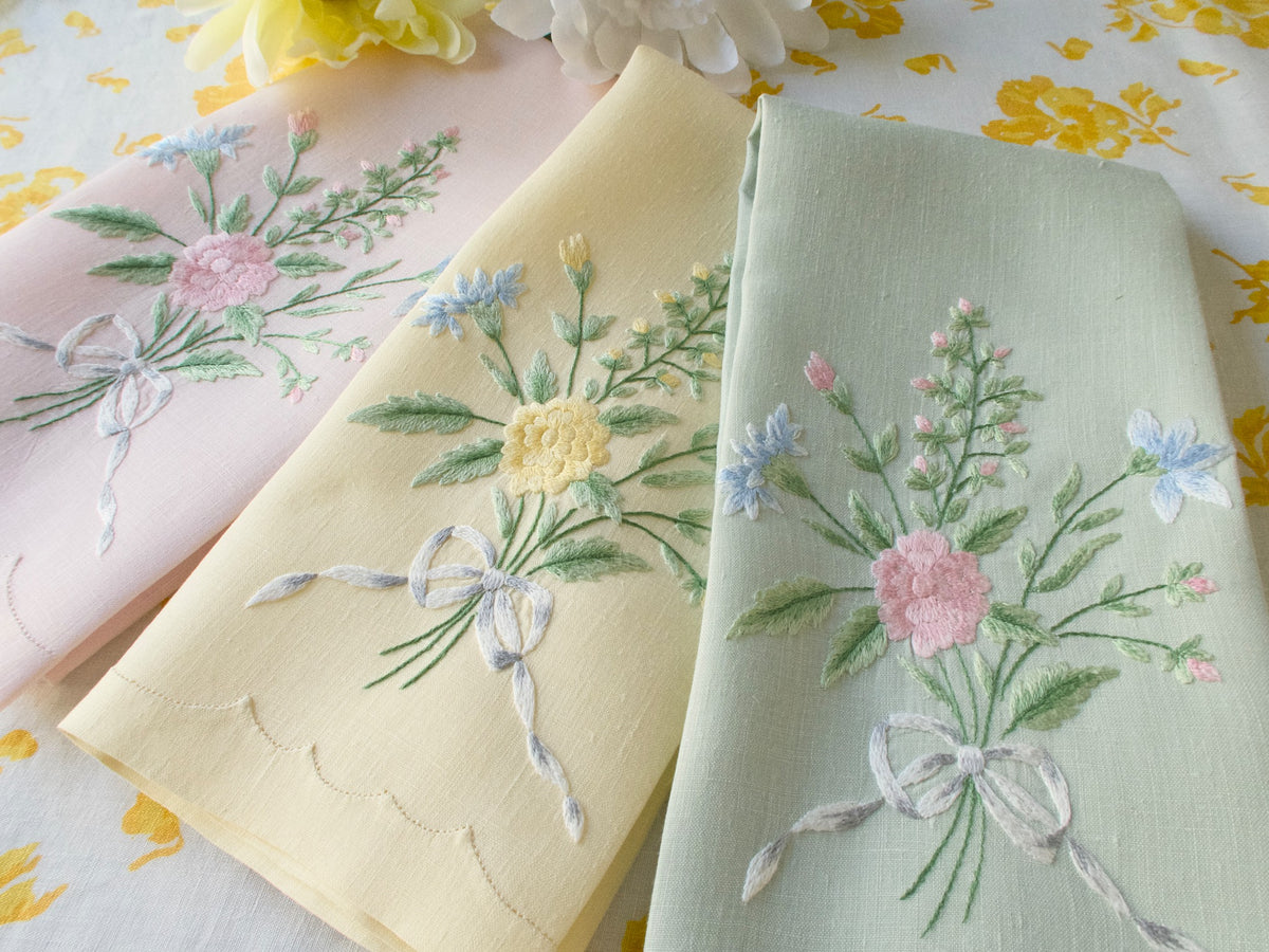 Exquisite Vintage Madeira Linen Guest Towels - Set of 3