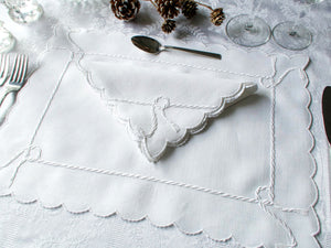 Cord & Tassel Vintage Madeira 12pc Placemat Set for 6