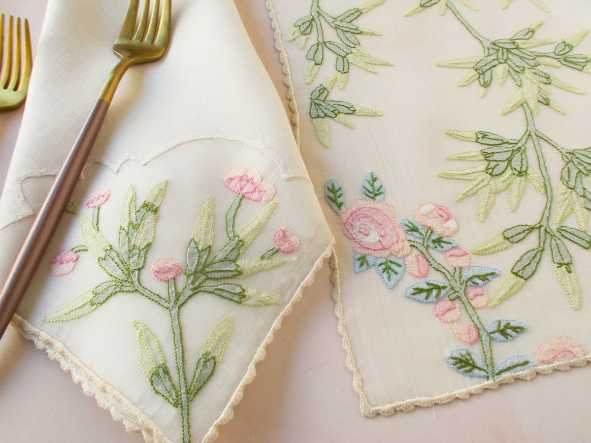 Butterflies &amp; Botanicals: Vintage Madeira 24pc Placemat Set for 12