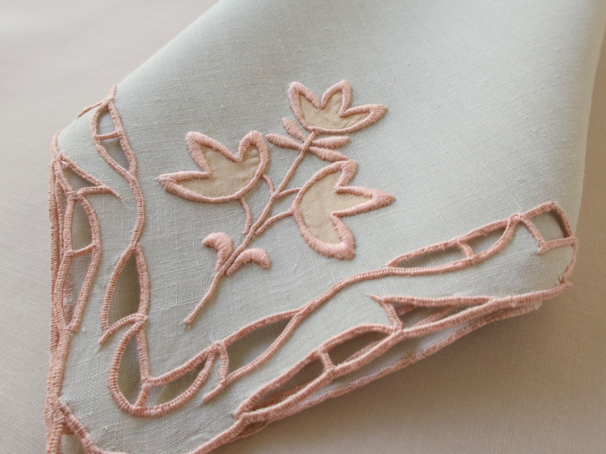 &quot;Background&quot; Vintage Marghab Madeira 24pc Placemat Set for 12