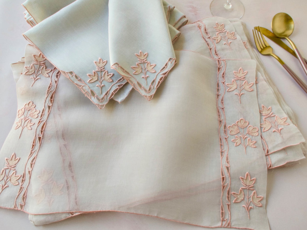 &quot;Background&quot; Vintage Marghab Madeira 24pc Placemat Set for 12