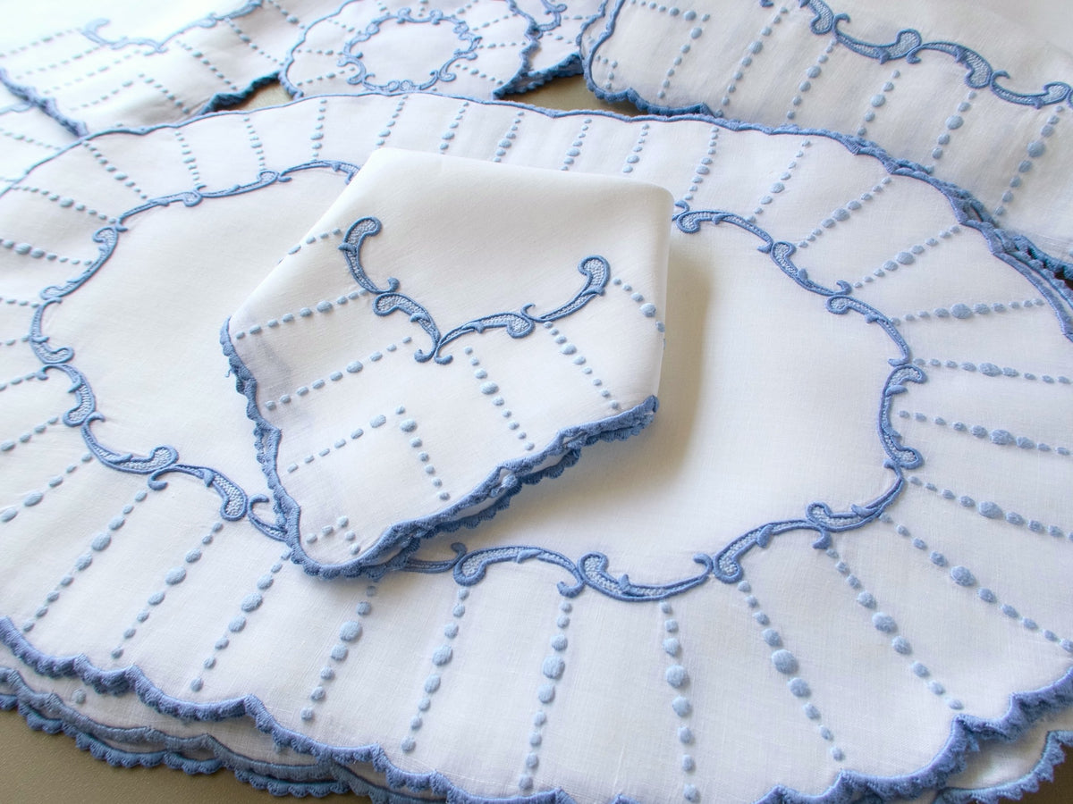 Blue &amp; White Vintage Madeira 36pc Linen Placemat Set for 12