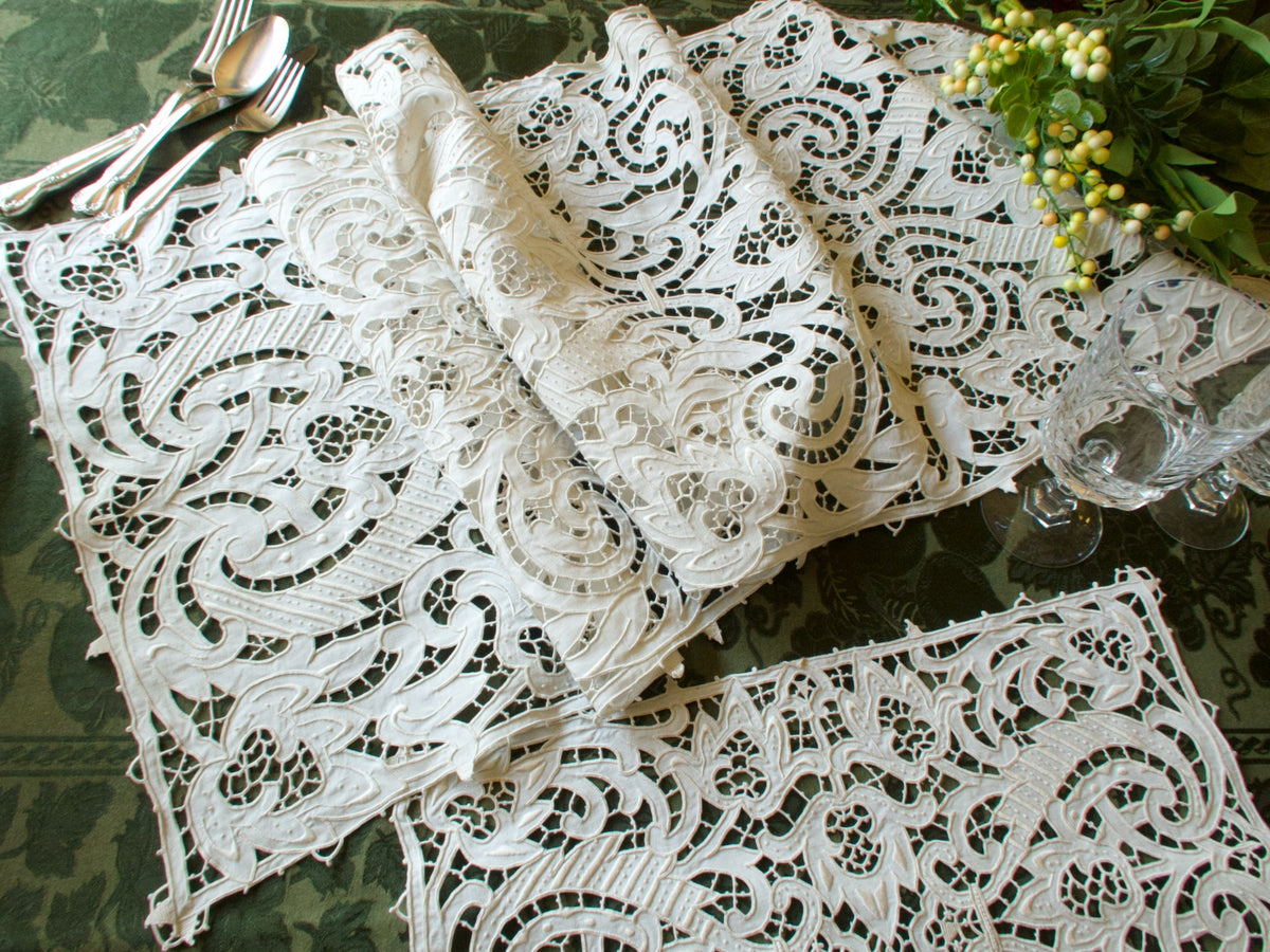 Elaborate Vintage Italian 12 Linen Cutwork Placemats & Runner