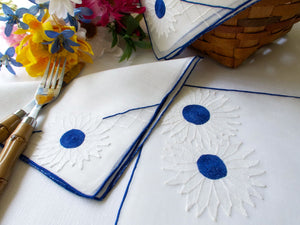 "Daisies" Vintage Marghab 16pc Placemat Set for 8
