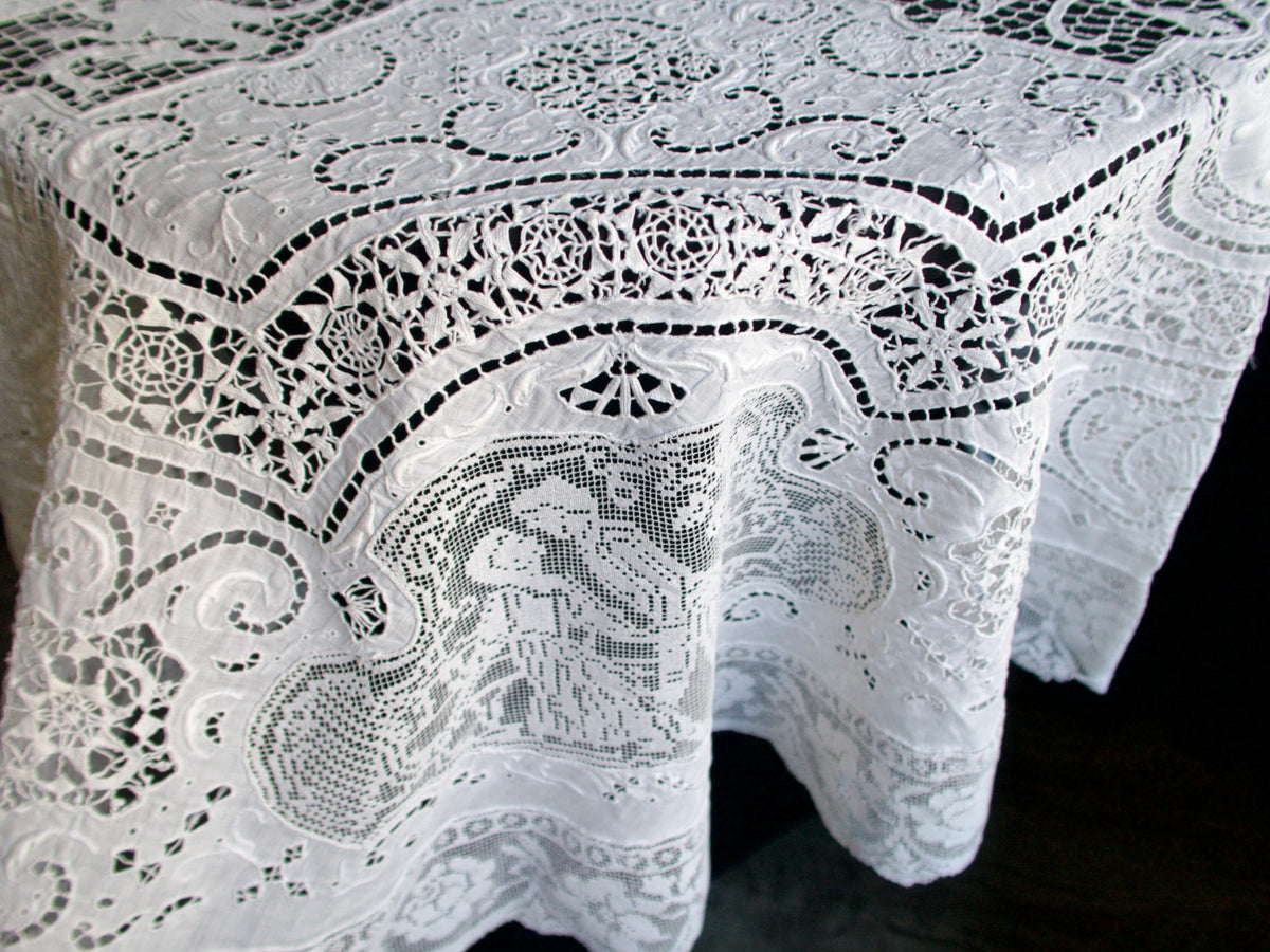 Dragons Italian Lace &amp; Linen Vintage Round Tablecloth 54&quot;