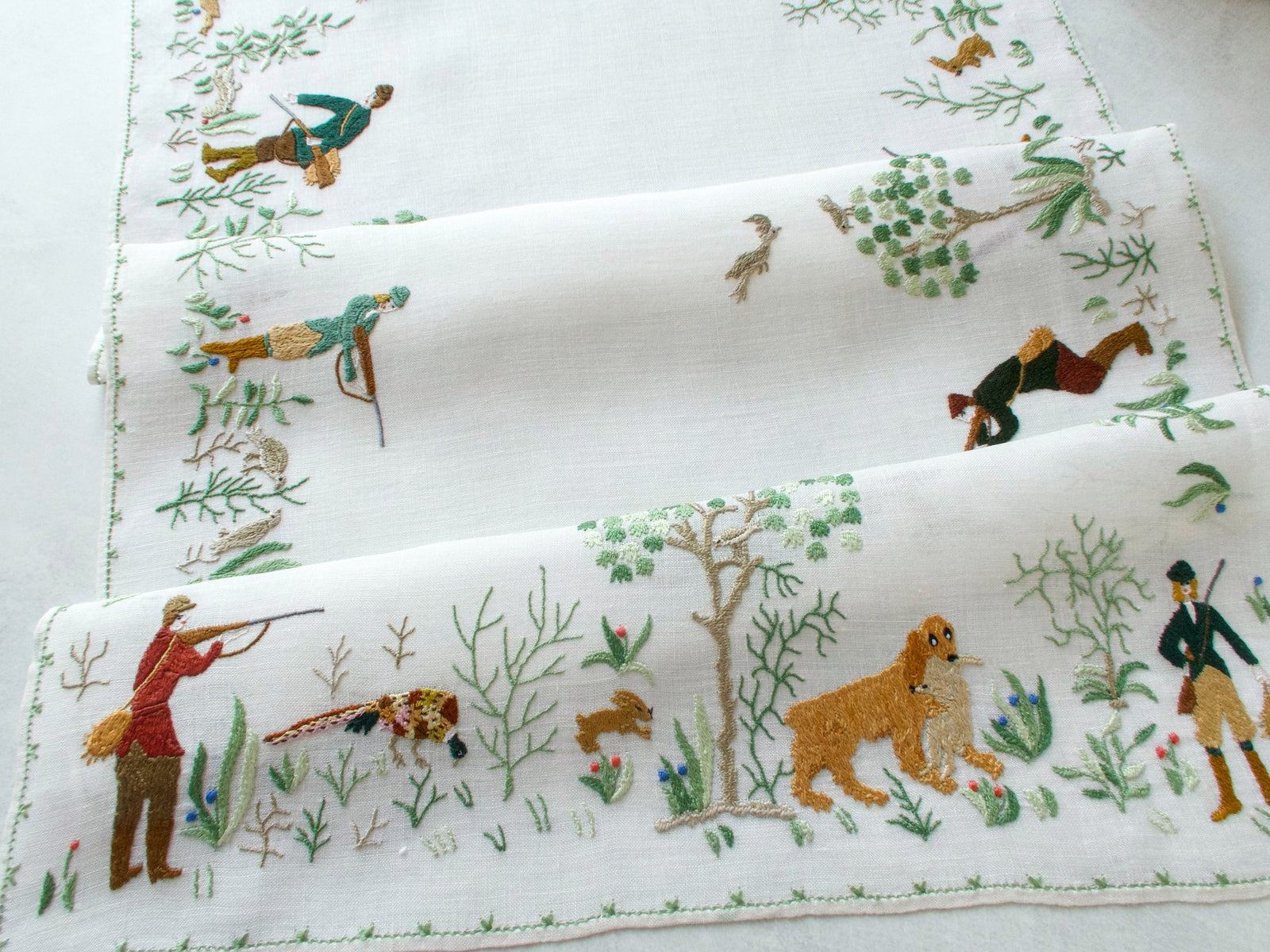 Hunting Party Vintage Rapisardi Italian Linen Runner 16x32