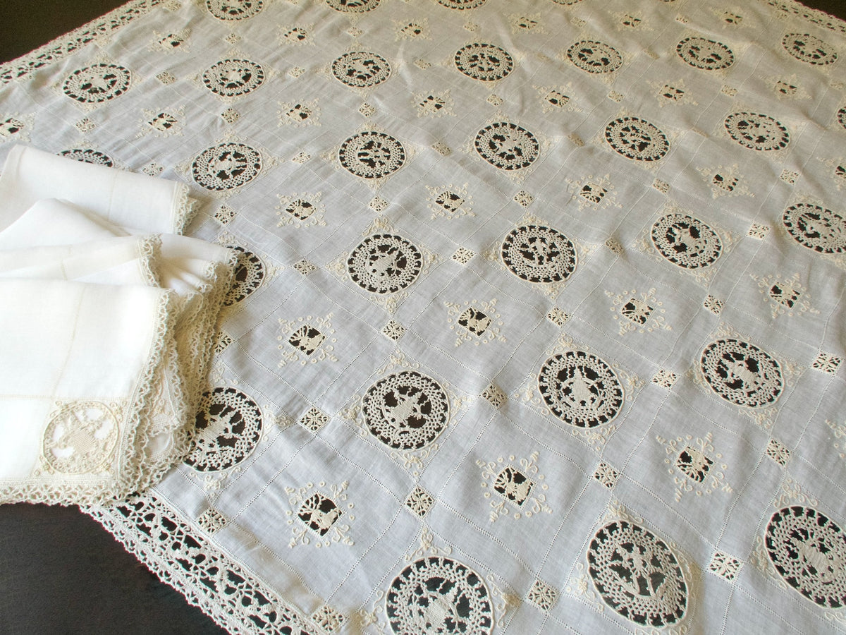 Dramatic Italian Lace &amp; Linen Vintage 46&quot; Tablecloth &amp; 12 Napkins