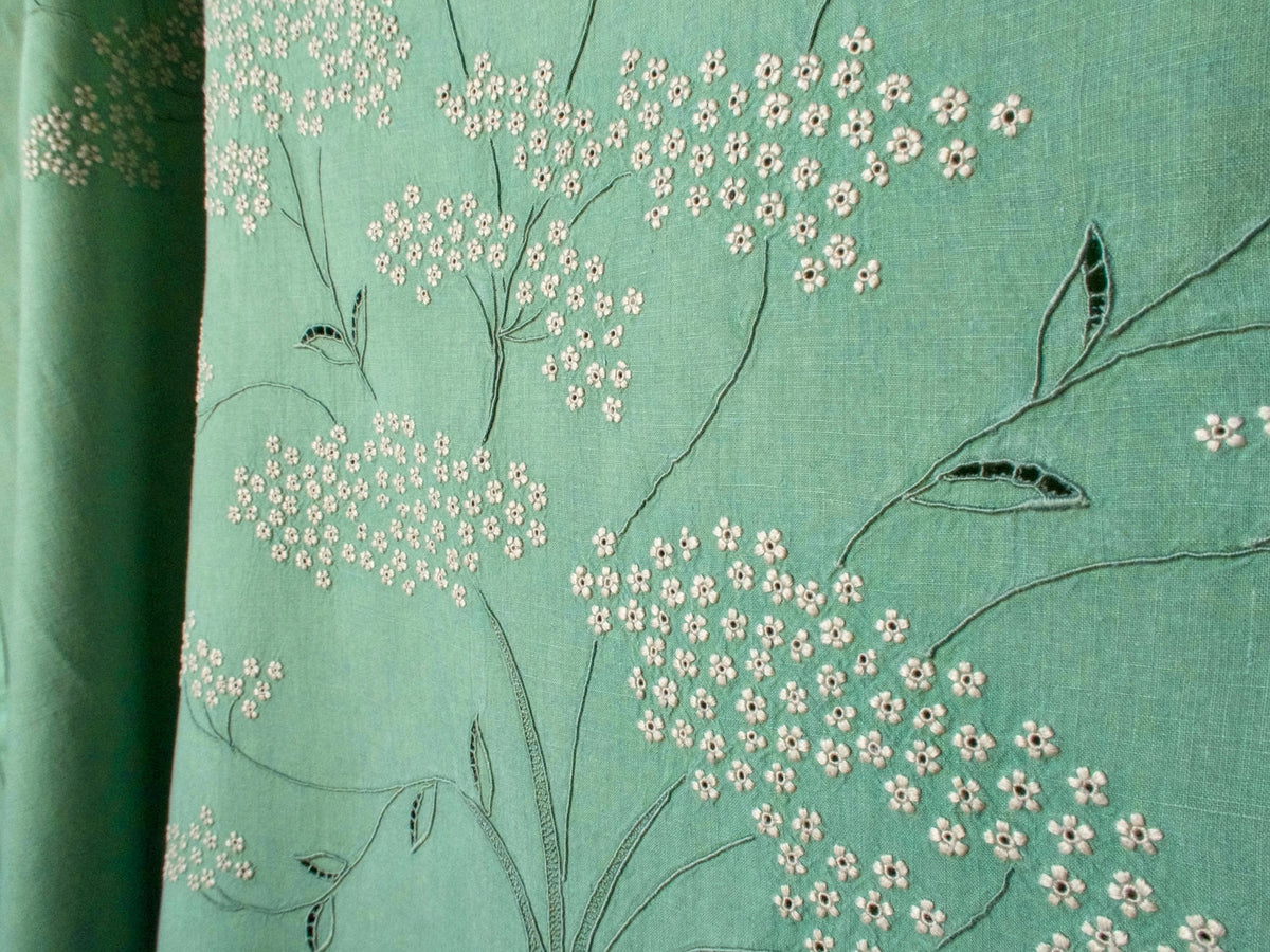 &quot;Jacaranda Tree&quot; in Green Vintage Marghab Tablecloth &amp; 12 Napkins - 70&quot; x 110&quot;