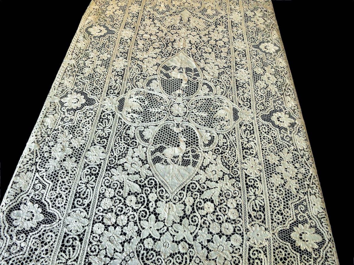 Cherubs, Dancers &amp; Deer Antique Bobbin Lace Tablecloth 64x132&quot;