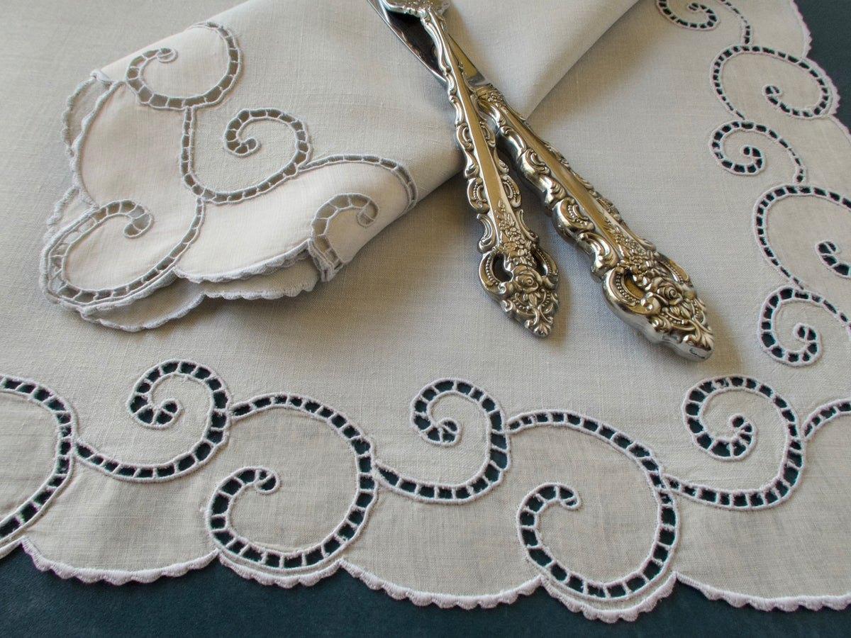 &quot;Open Scroll&quot; Vintage Marghab 12pc Linen Placemat Set for 6