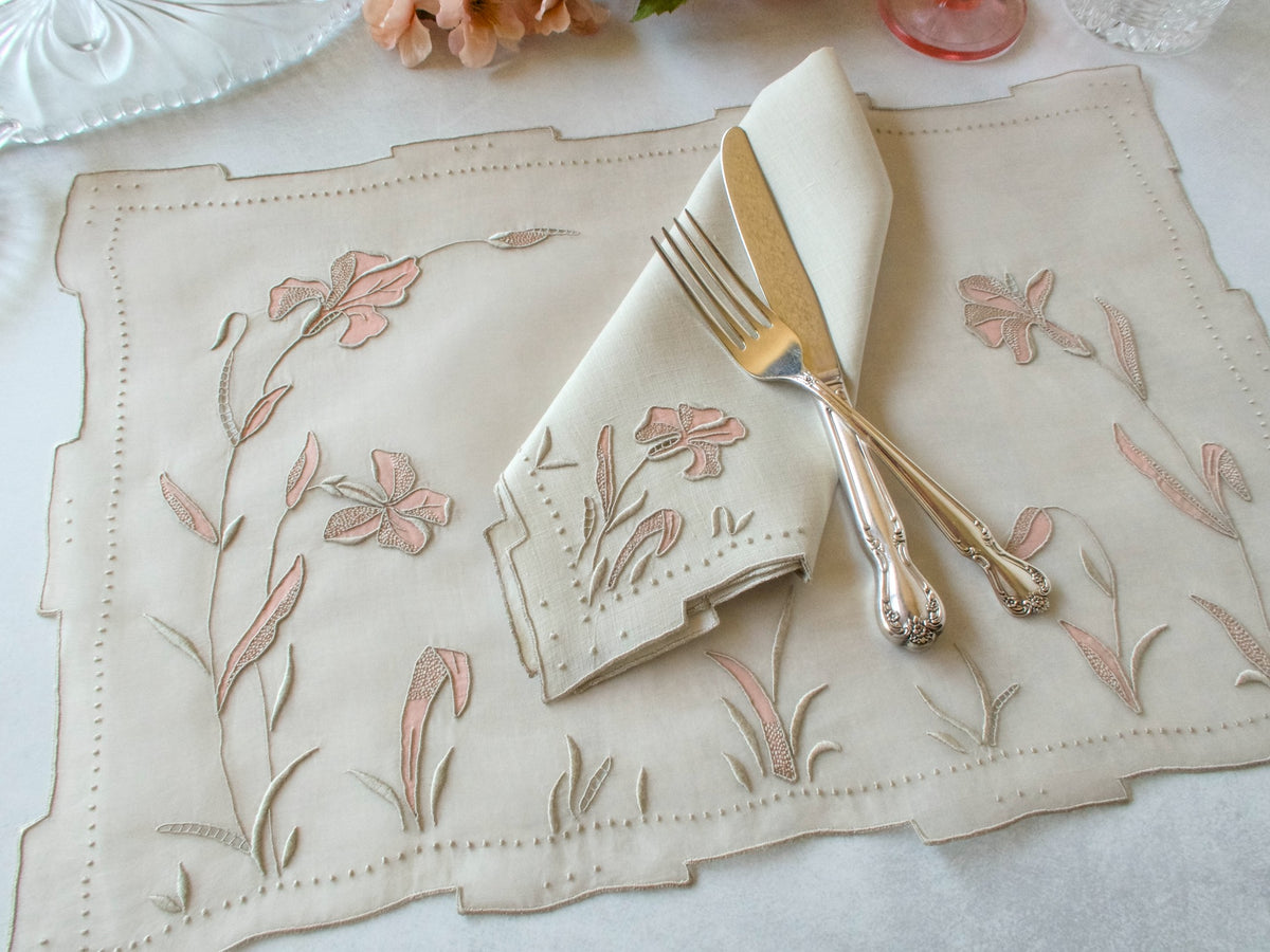 &quot;Iris&quot; in Pink Vintage Marghab 17pc Placemat Set for 8