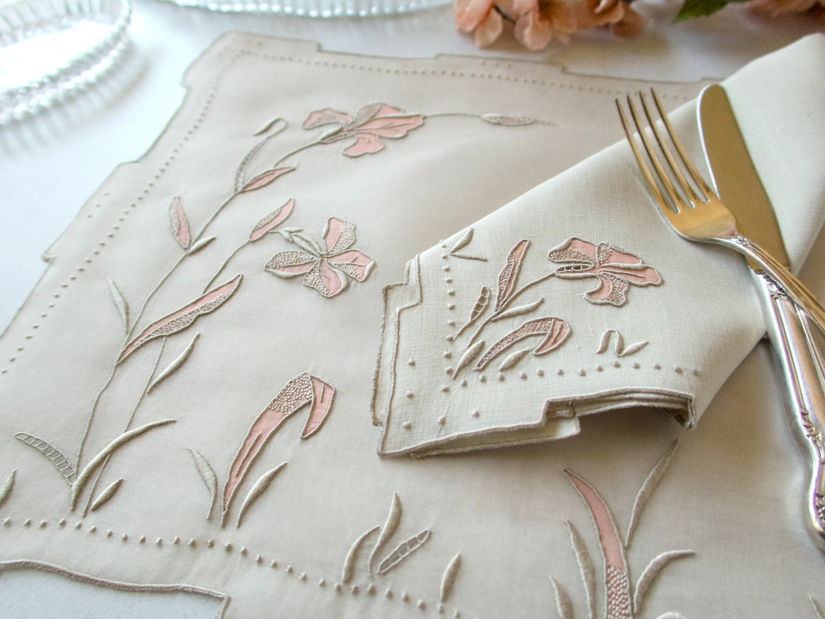 &quot;Iris&quot; in Pink Vintage Marghab 17pc Placemat Set for 8