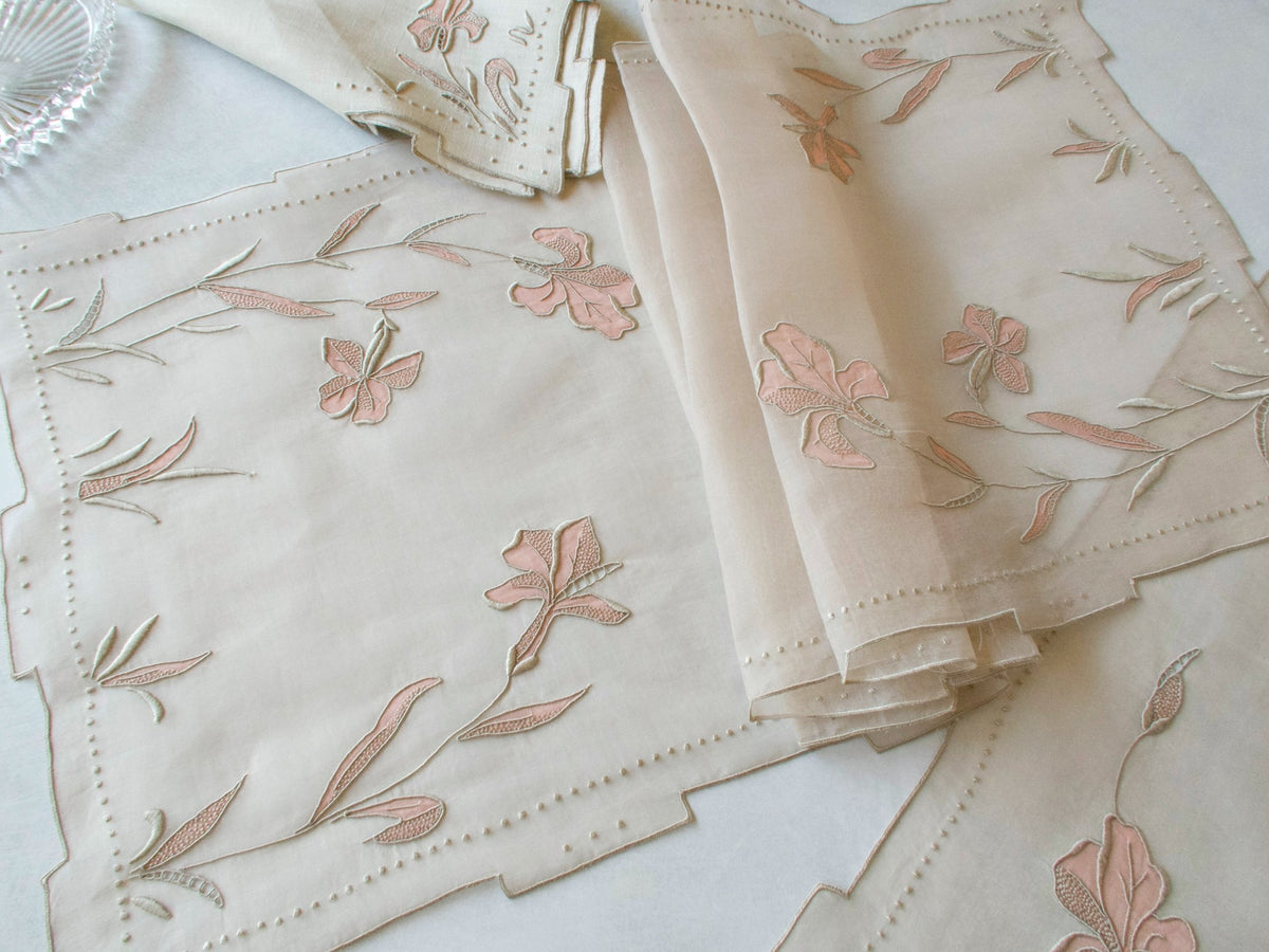 &quot;Iris&quot; in Pink Vintage Marghab 17pc Placemat Set for 8