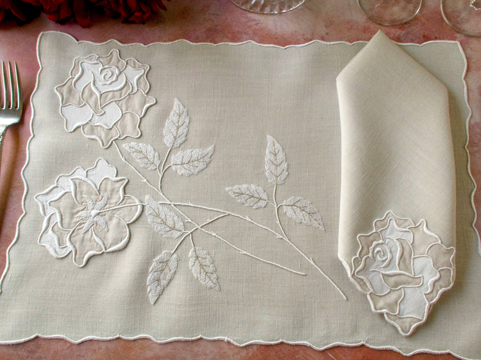 "Rose" Vintage Marghab Madeira 16pc Linen Placemat Set for 8