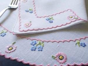 Dainty Flowers Vintage Hand Embroidered 16pc Linen Placemat Set for 8