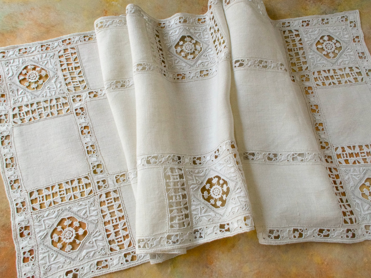 Linen &amp; Lace Vintage Italian Table Runner 16x52
