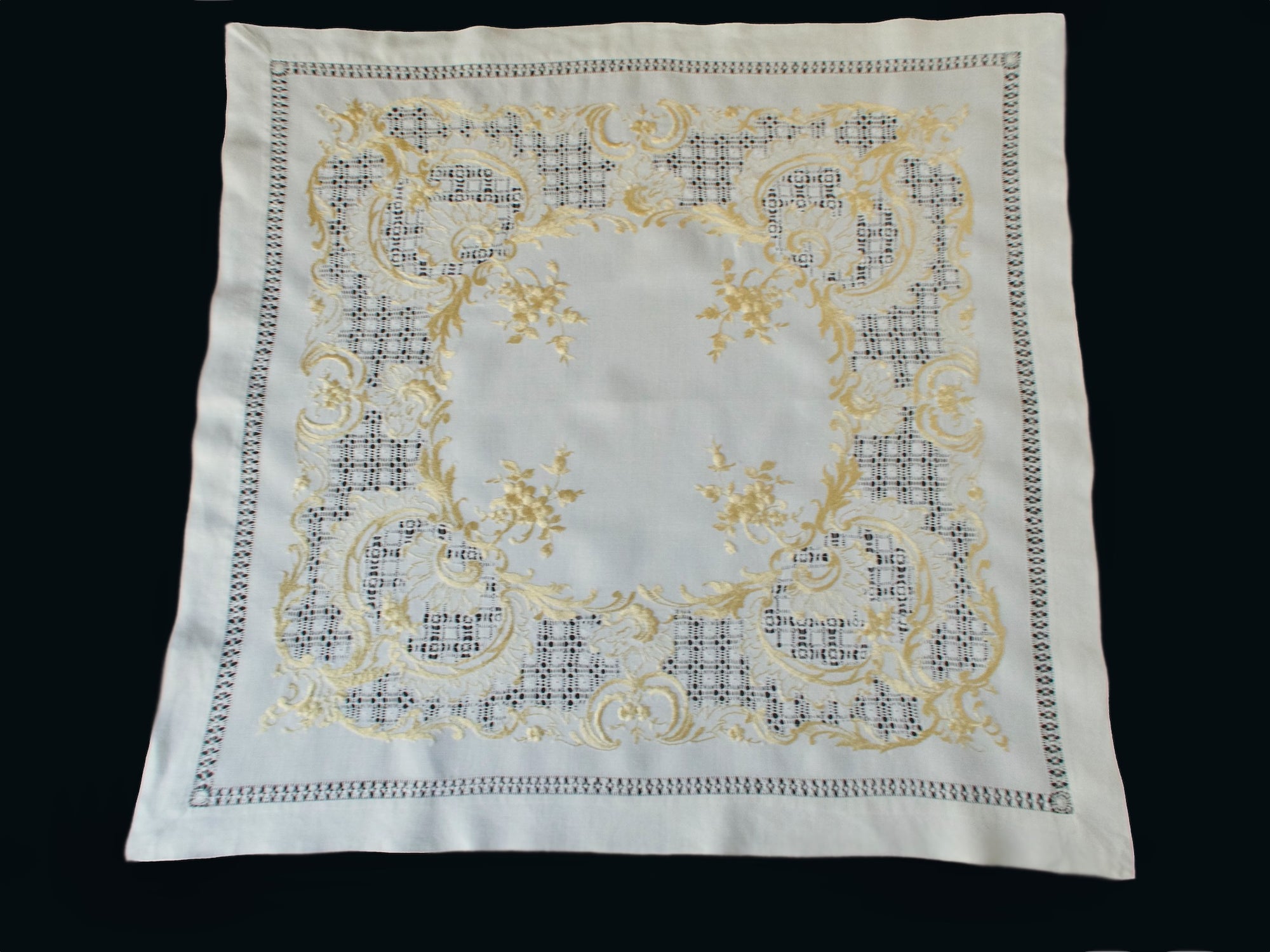 Vintage Silk Society Embroidery Square Tablecloth Topper 28"