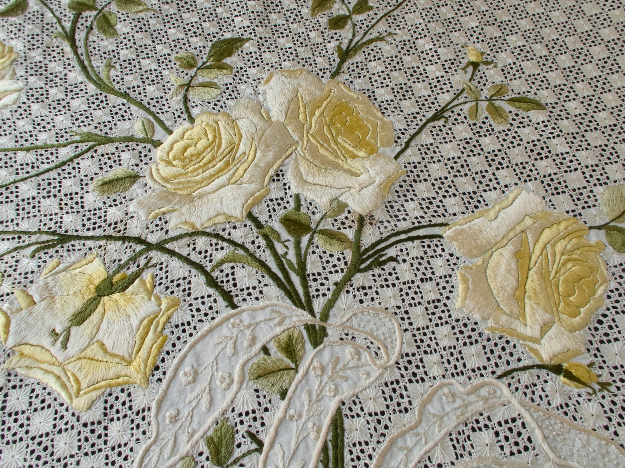 Yellow Roses Vintage Silk Society Embroidery Tablecloth Topper 35"